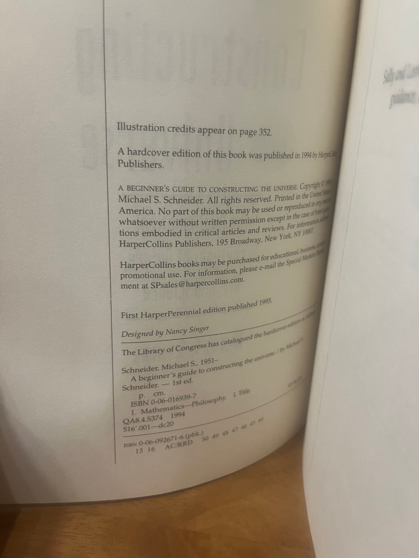 A Beginner’s Guide to Constructing the Universe: The Mathematical Archetypes of Nature, Art, and Science by Michael S. Schneider