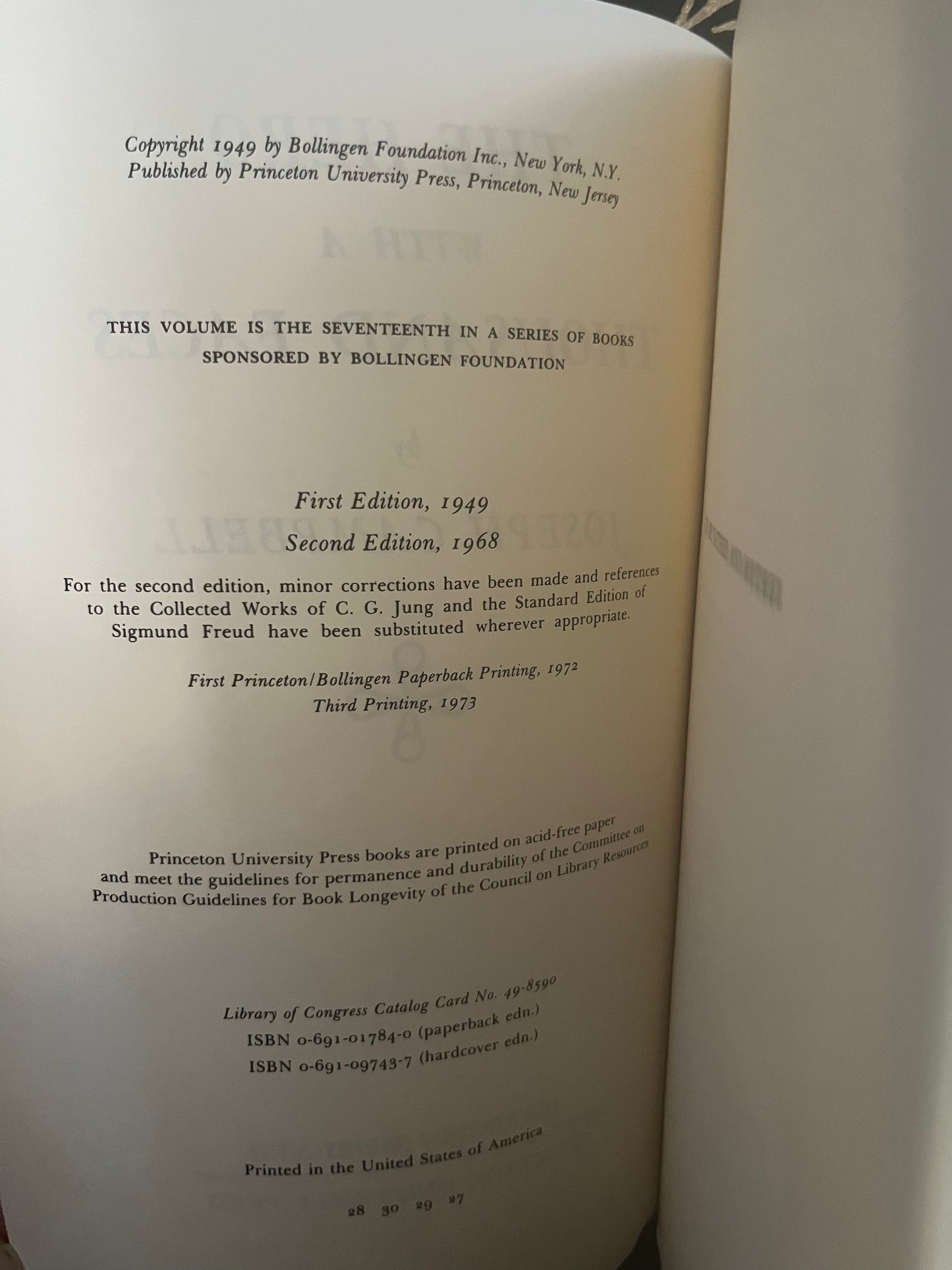 The Hero With a Thousand Faces by Joseph Campbell (Mythos Series)