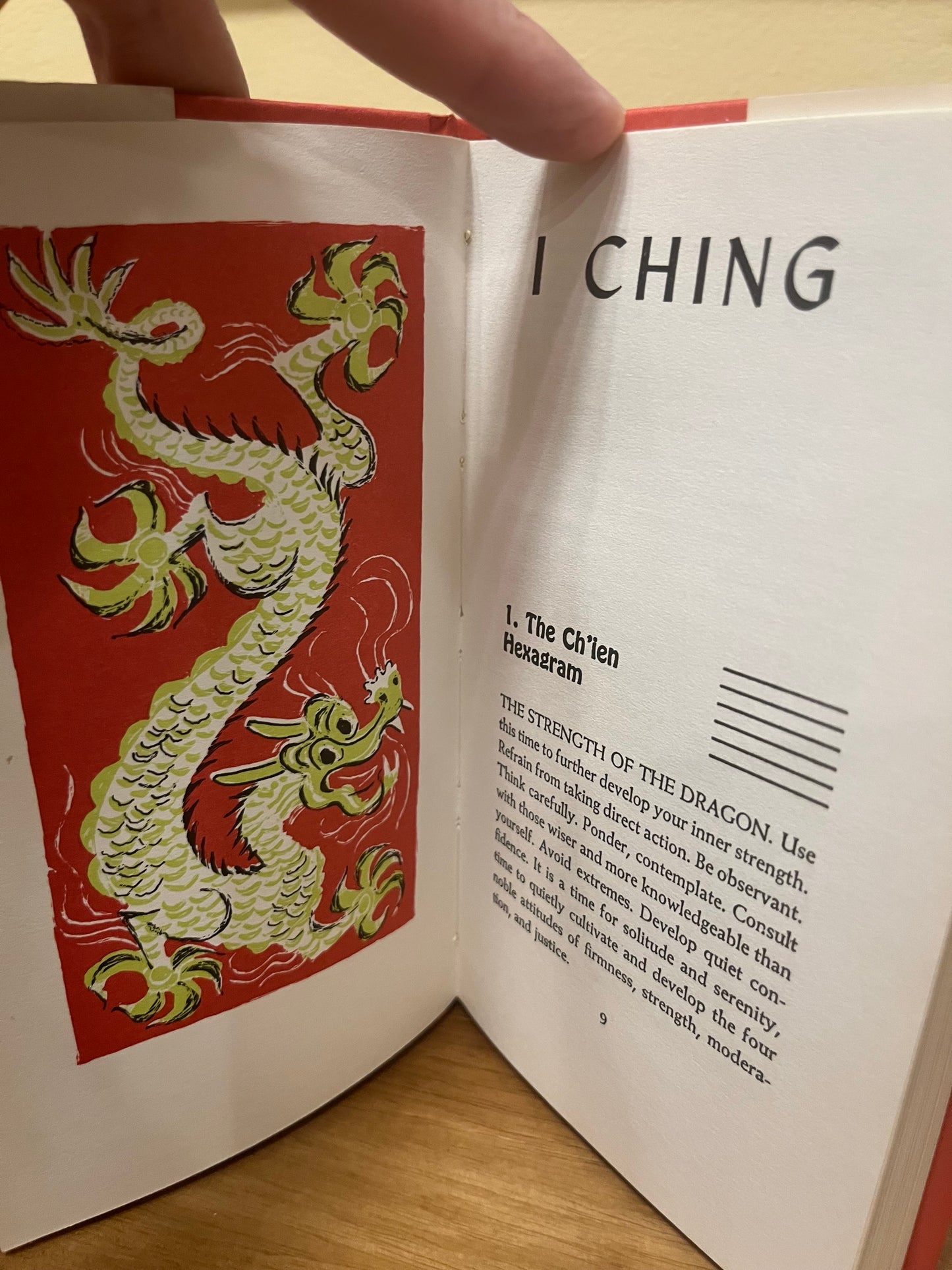 I Ching (1971) translated by Frank J MacHovec & illustrated by Marian Morton