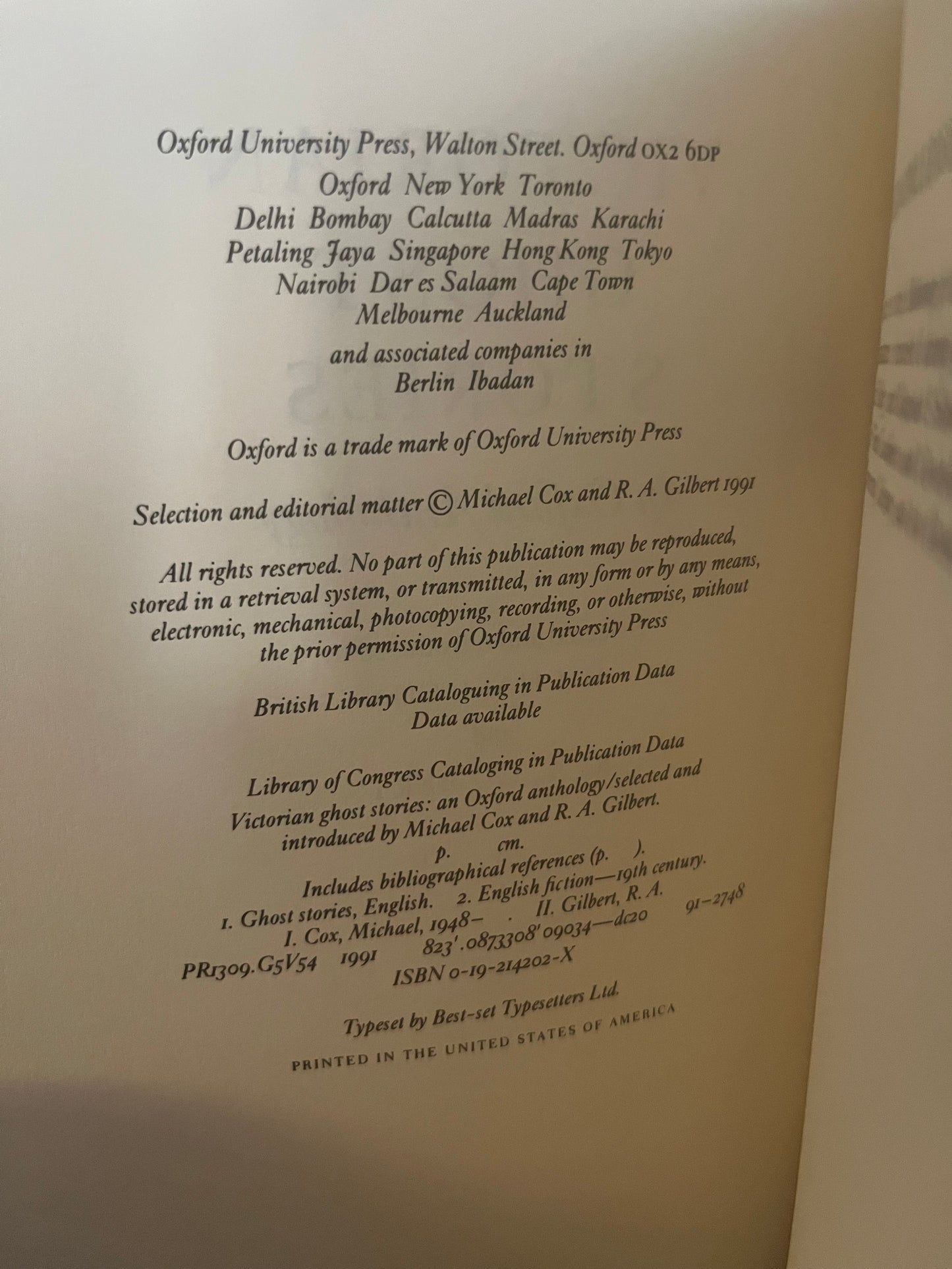 Victorian Ghost Stories: An Oxford Anthology