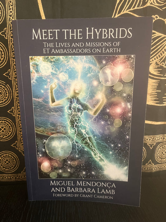 Meet the Hybrids by Miguel Mendonca & Barbara Lamb