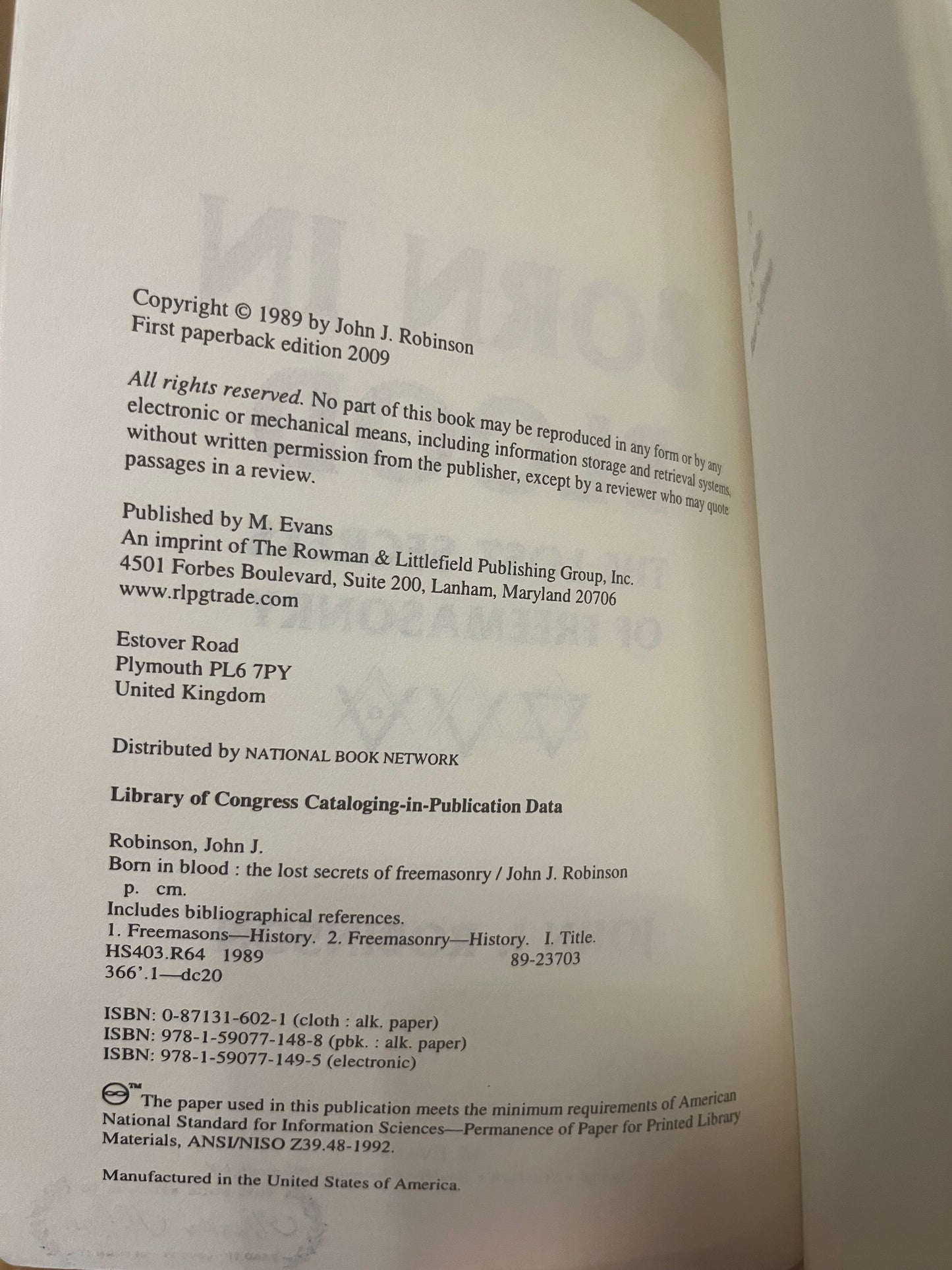 Born in Blood: The Lost Secrets of Freemasonry by John J Robinson