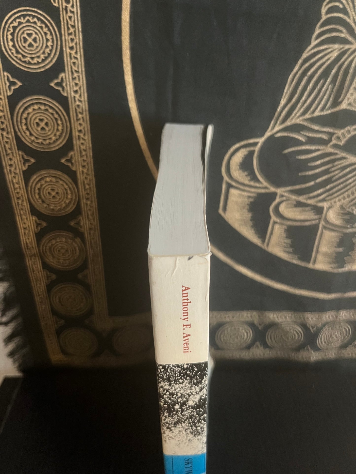Skywatchers of Ancient Mexico by Anthony F. Aveni (1983)