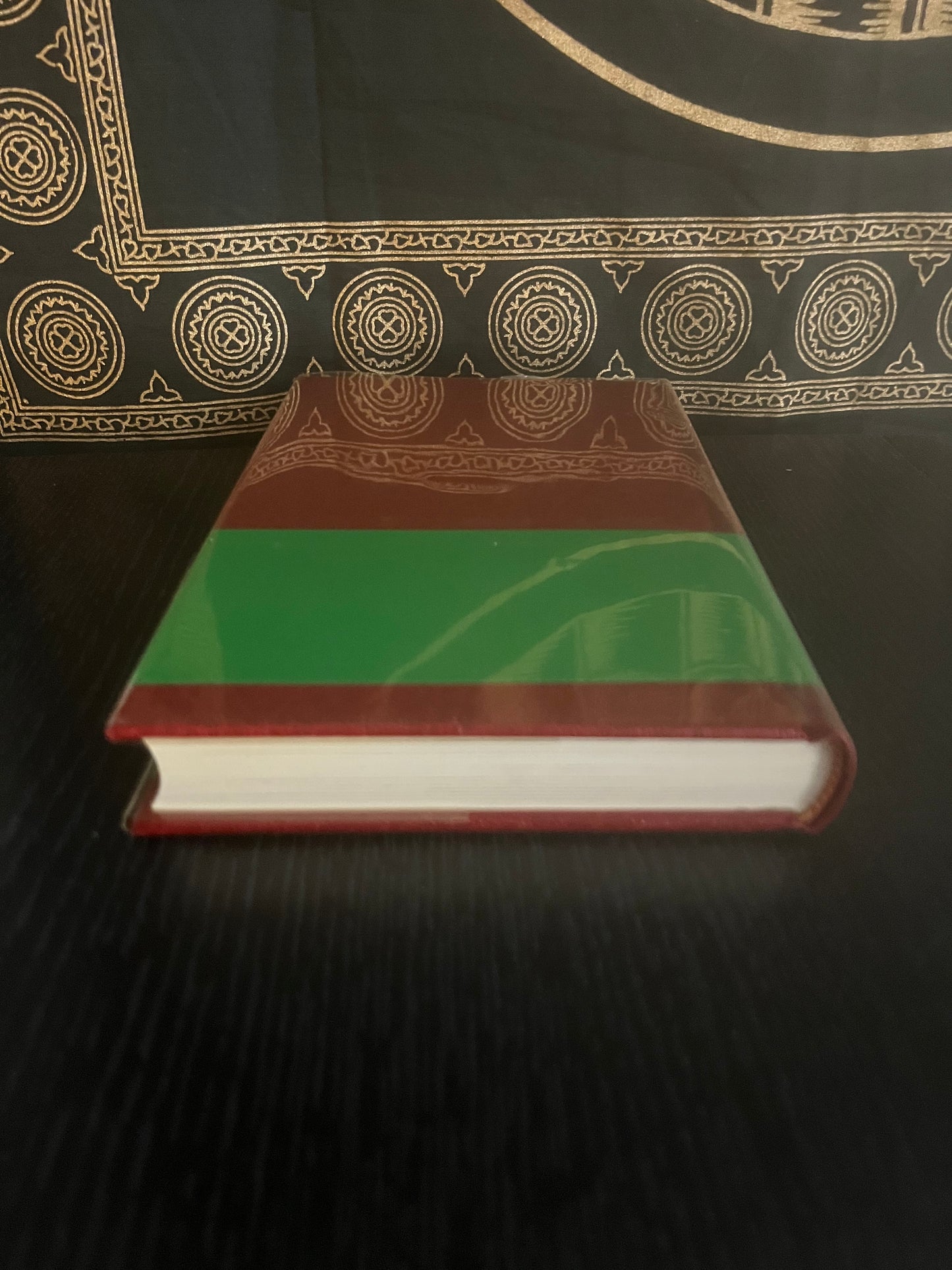 Tales of the Alhambra by Washington Irving (1994, Spain)