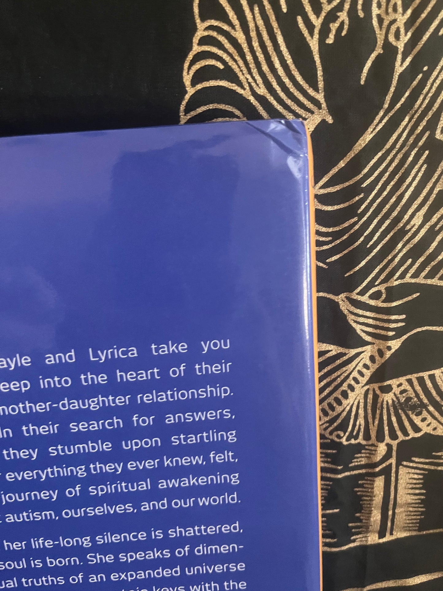 AWEtizm : A Hidden Key to Our Spiritual Magnificence by Gayle Barkley Lee & Lyrica Mia Marquez