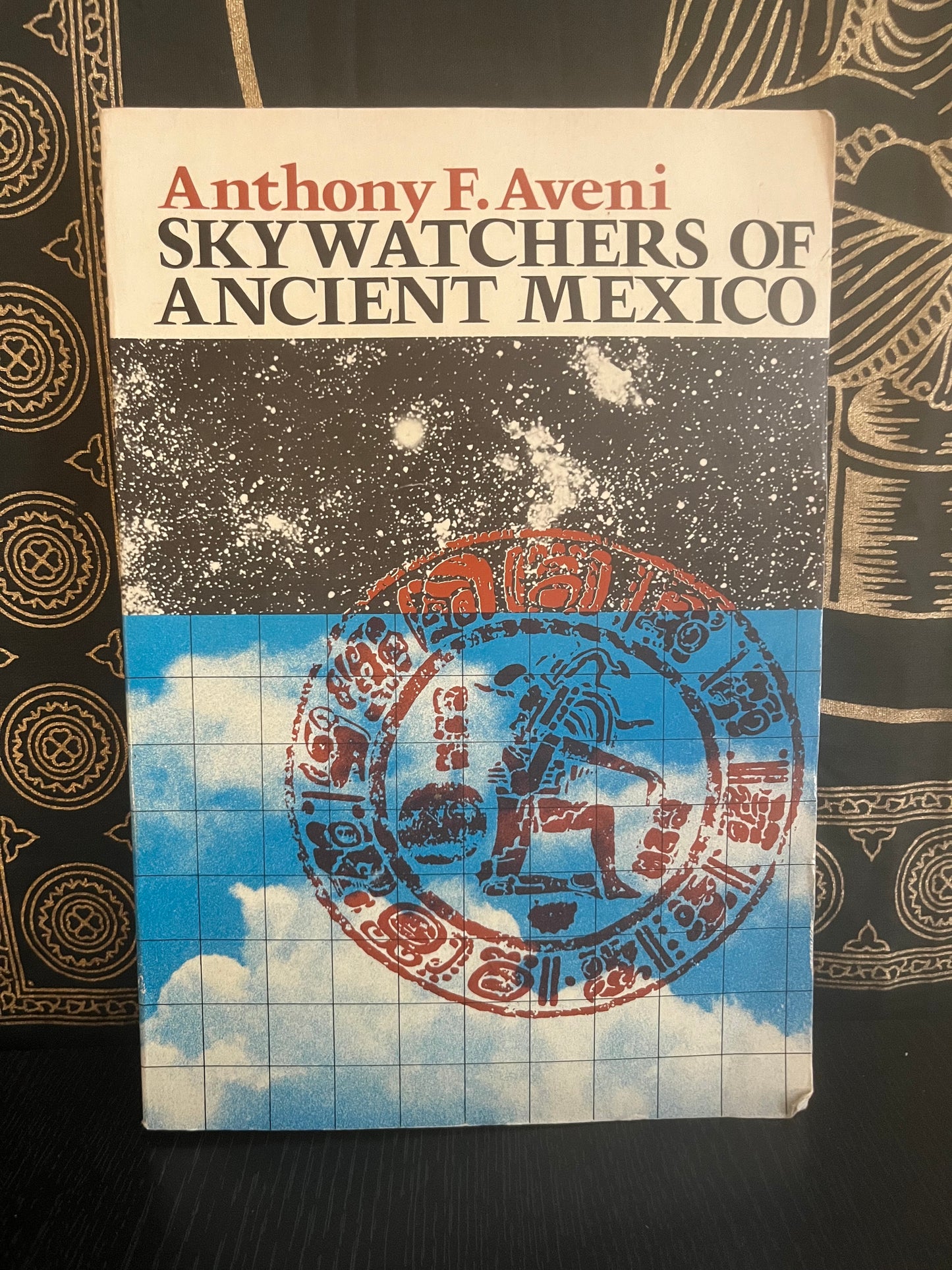 Skywatchers of Ancient Mexico by Anthony F. Aveni (1983)