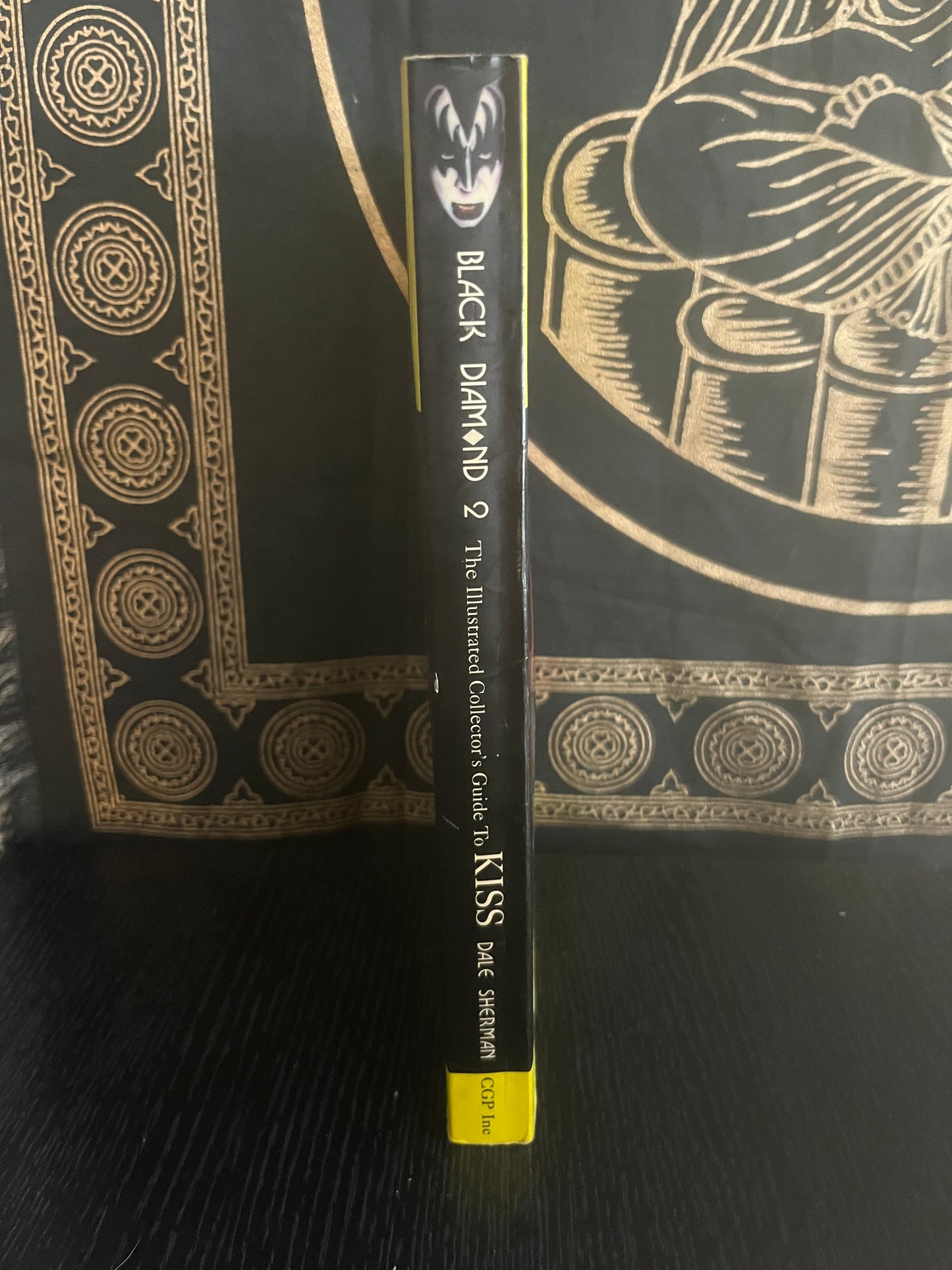 Black Diamond 2: The Illustrated Collector’s Guide to KISS by Dale Sherman