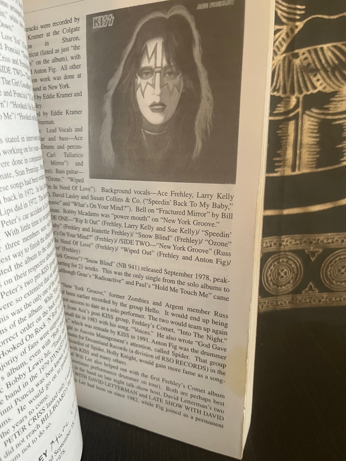 Black Diamond 2: The Illustrated Collector’s Guide to KISS by Dale Sherman