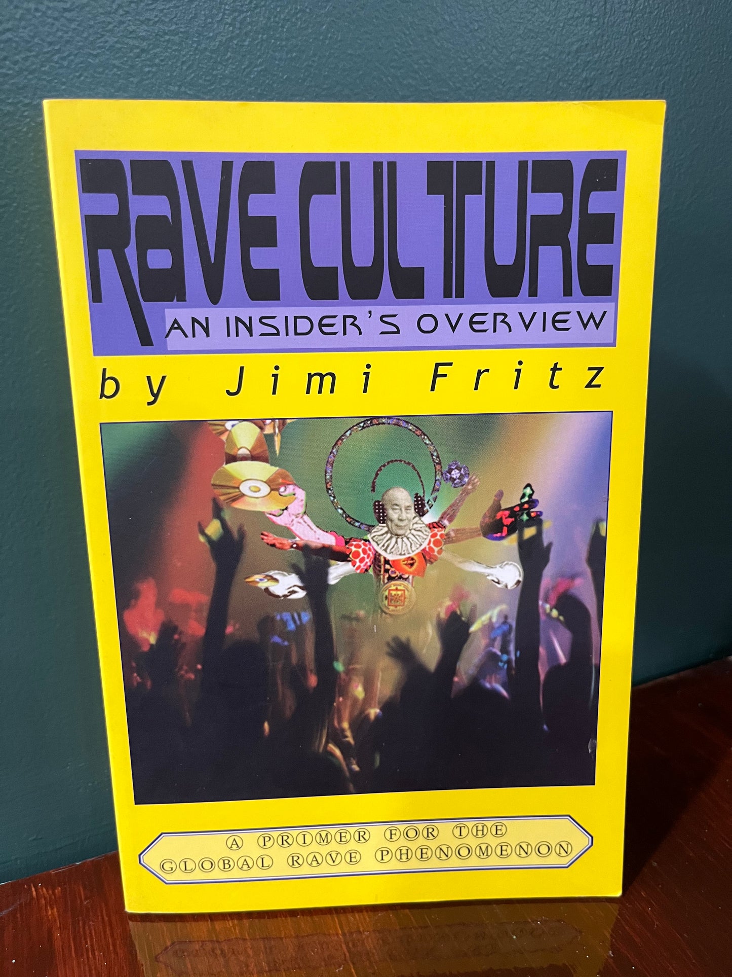 Race Culture: An Insider’s Overview by Jimi Fritz (1999)